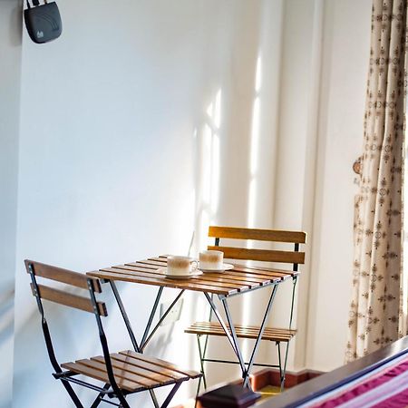 Hotel Mount Castle Хатон Екстериор снимка